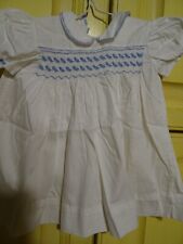 White blue smocks d'occasion  Expédié en Belgium