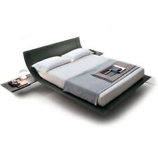 Letto matrimoniale essenza usato  Treviso