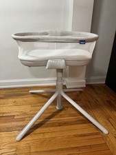 Halo bassinest swivel for sale  Brooklyn
