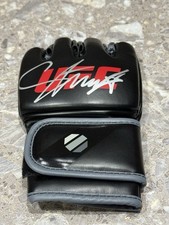 Luva UFC Oficialmente Licenciada ISRAEL ADESANYA - Autografada - Beckett Holo 👊👊 comprar usado  Enviando para Brazil