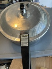 Maitre pressure cooker for sale  Rome