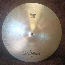 Zildjian avedis medium d'occasion  Expédié en Belgium