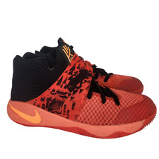 Usado, Tênis Nike Kyrie 2 Inferno 6.5Y cintura média vermelho/laranja 826673-680 comprar usado  Enviando para Brazil