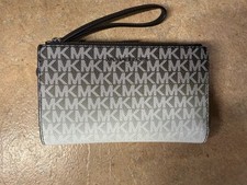 Michael Kors Jet Set Grande Ombré Logotipo Assinatura Pulseira (Preto) comprar usado  Enviando para Brazil