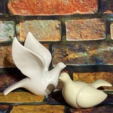 Love birds peace for sale  Rock Creek