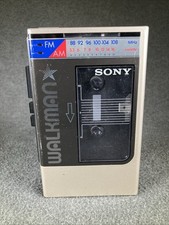 Sony Walkman WM-F8 FM/AM cassete estéreo TESTADO funciona, sem FF/RW Stranger Things comprar usado  Enviando para Brazil
