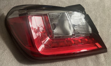 Lanterna traseira lateral esquerda/motorista 2021-2024 Mitsubishi Mirage G4 Sedan fabricante de equipamento original 8330B263 comprar usado  Enviando para Brazil