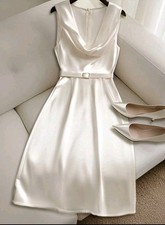 Elegantes satin kleid gebraucht kaufen  Fellbach
