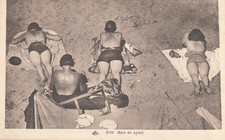 Sunbathing sand bathers d'occasion  Expédié en Belgium