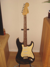 Black squier strat for sale  SUNDERLAND
