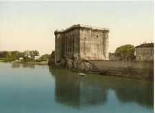 Provence. tarascon. king d'occasion  Expédié en Belgium