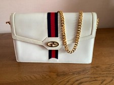 Sac mains bandoulière d'occasion  Bénouville