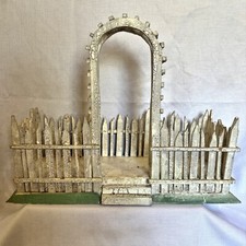 Picket fence planter for sale  Three Lakes
