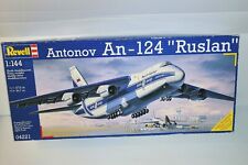 Revell 144 aereo usato  Corbetta