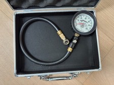 Medidor de pressão de pneu Longacre Glow In The Dark 0-60 psi com estojo comprar usado  Enviando para Brazil