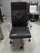 Sedia ufficio marrone usato  Napoli