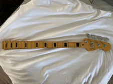 Squier fender precision for sale  DARTMOUTH