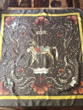 Foulard carré hermès d'occasion  Lunel