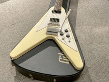 Guitarra elétrica Gibson Custom Shop 1967 Flying V Maestro VOS vintage branca 2012 comprar usado  Enviando para Brazil