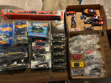 Assorted hot wheels d'occasion  Expédié en Belgium