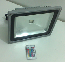 Faro proiettore led usato  Palo del Colle