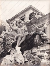 Savona carnevale sfilata usato  Cremona