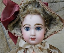 Superb twin doll d'occasion  Expédié en Belgium
