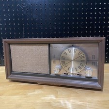 Rádio de mesa vintage década de 1960 Philco madeira estado sólido mostrador grande botões AM/FM comprar usado  Enviando para Brazil