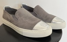 Tênis Slip-On TORY BURCH Cinza Camurça/Prata Couro Tamanho 9 Excelente Estado Usado! comprar usado  Enviando para Brazil