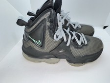 Nike boys lebron for sale  Philadelphia