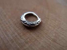 Fabuloso desgaste unilateral com design de nó celta brincos de argola de casamento masculino comprar usado  Enviando para Brazil
