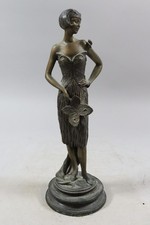 Schmetterlingsdame 31cm bronze gebraucht kaufen  Stadtbergen