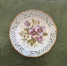 Porzellan schale durchbruch gebraucht kaufen Porzellan schale durchbruch gebraucht kaufen  Klettwitz