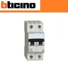 Magnetotermico c16 fc810nc16 usato  Squinzano