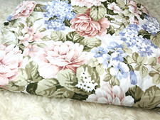 Cuddle down floral d'occasion  Expédié en Belgium