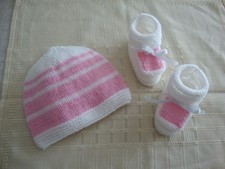 Bonnet chaussons neufs d'occasion Bonnet chaussons neufs d'occasion  Lieusaint