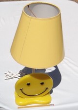 Usado, Abajur de mesa/mesa vintage feito nos EUA Smiley Happy Face resina excelente estado TESTADO comprar usado  Enviando para Brazil