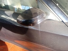 Specchietto retrovisore destro usato Specchietto retrovisore destro usato  Italia