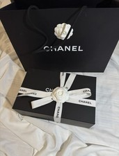 100 authentic chanel usato  Milano