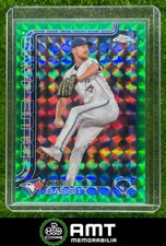 2025 Topps Chrome #184 Chris Bassitt verde geométrico 28/99 Toronto Blue Jays comprar usado  Enviando para Brazil