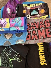 Lot gaming clothes for sale  Nicholasville