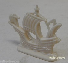 Figurine publicitaire bateau d'occasion  Ham