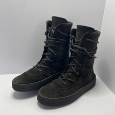 Yeezy 289484 mens for sale  Berwick