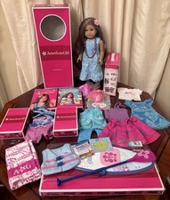 American Girl BONECA KANANANI na Caixa Paddleboard Livros Acessórios em Caixas Lote Enorme comprar usado  Enviando para Brazil