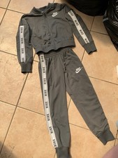 Girls size nike for sale  CLACTON-ON-SEA