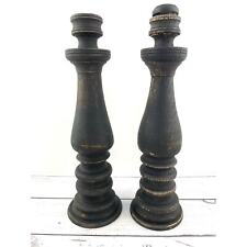 Juego de 2 candelabros altos pintados cónicos de madera rústicos desgastados segunda mano  Embacar hacia Argentina