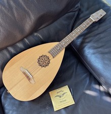 Bariton ukulele lautenform gebraucht kaufen  Naumburg