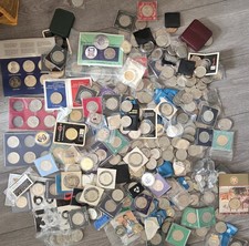 Huge lot crowns for sale  SURBITON