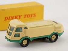 Dinky toys 596 d'occasion  Saint-Pourçain-sur-Sioule