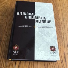 Usado, Holy Bible NLT Bilingual Bible Santa Biblia NTV Hardcover comprar usado  Enviando para Brazil